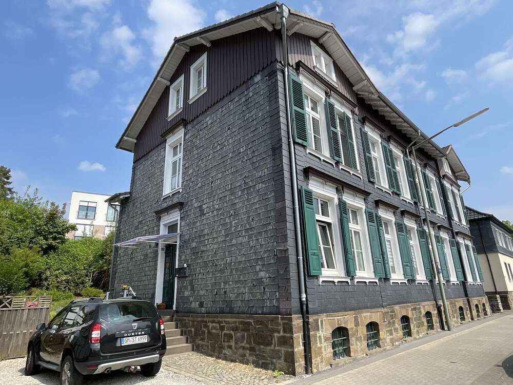 Thumbnail-Haus zum Kaufen in Engelskirchen 525.000,00 € 404 m²