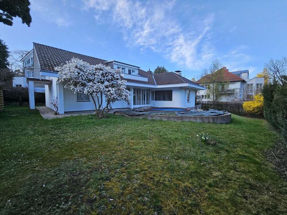 Thumbnail-Haus zum Kaufen in Kassel 779.000,00 € 209 m²