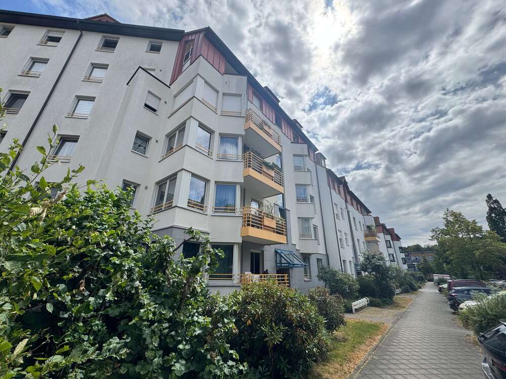 Thumbnail-Wohnung zum Kaufen in Leipzig 180.000,00 € 72.77 m²