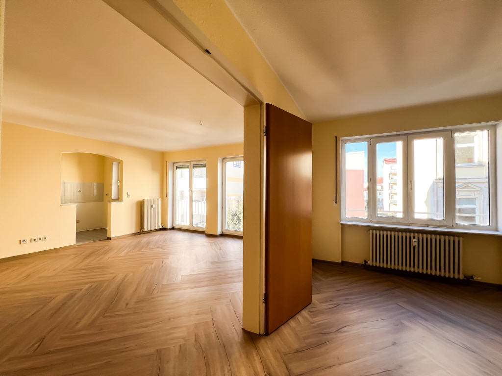 Thumbnail-Wohnung zum Mieten in Riesa 400,00 € 51.31 m²