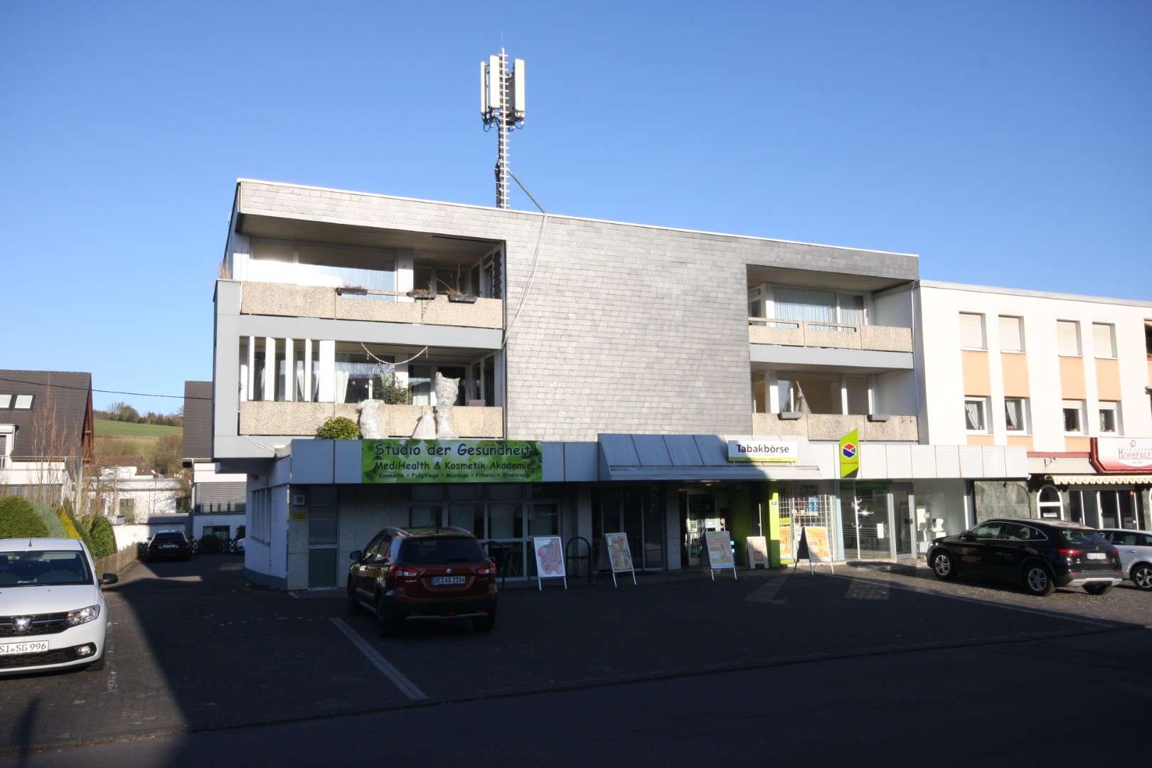 Thumbnail-Haus zum Kaufen in Kreuztal 1.098.000,00 € 650.11 m²