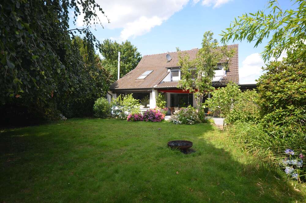 Thumbnail-Haus zum Kaufen in Kaarst 699.000,00 € 201 m²