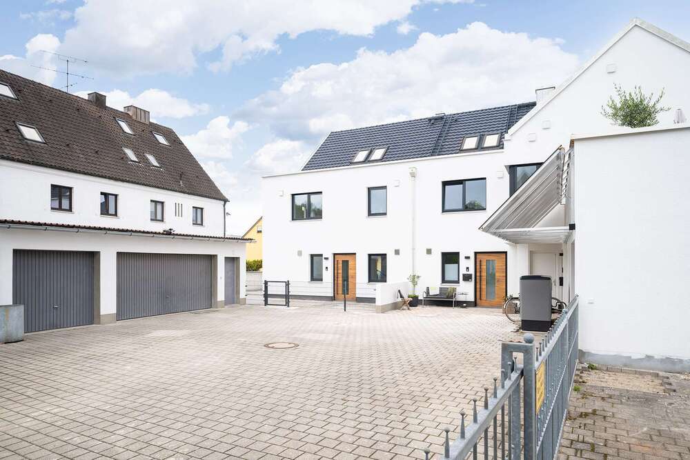 Thumbnail-Haus zum Kaufen in Erding 1.029.000,00 € 187.44 m²