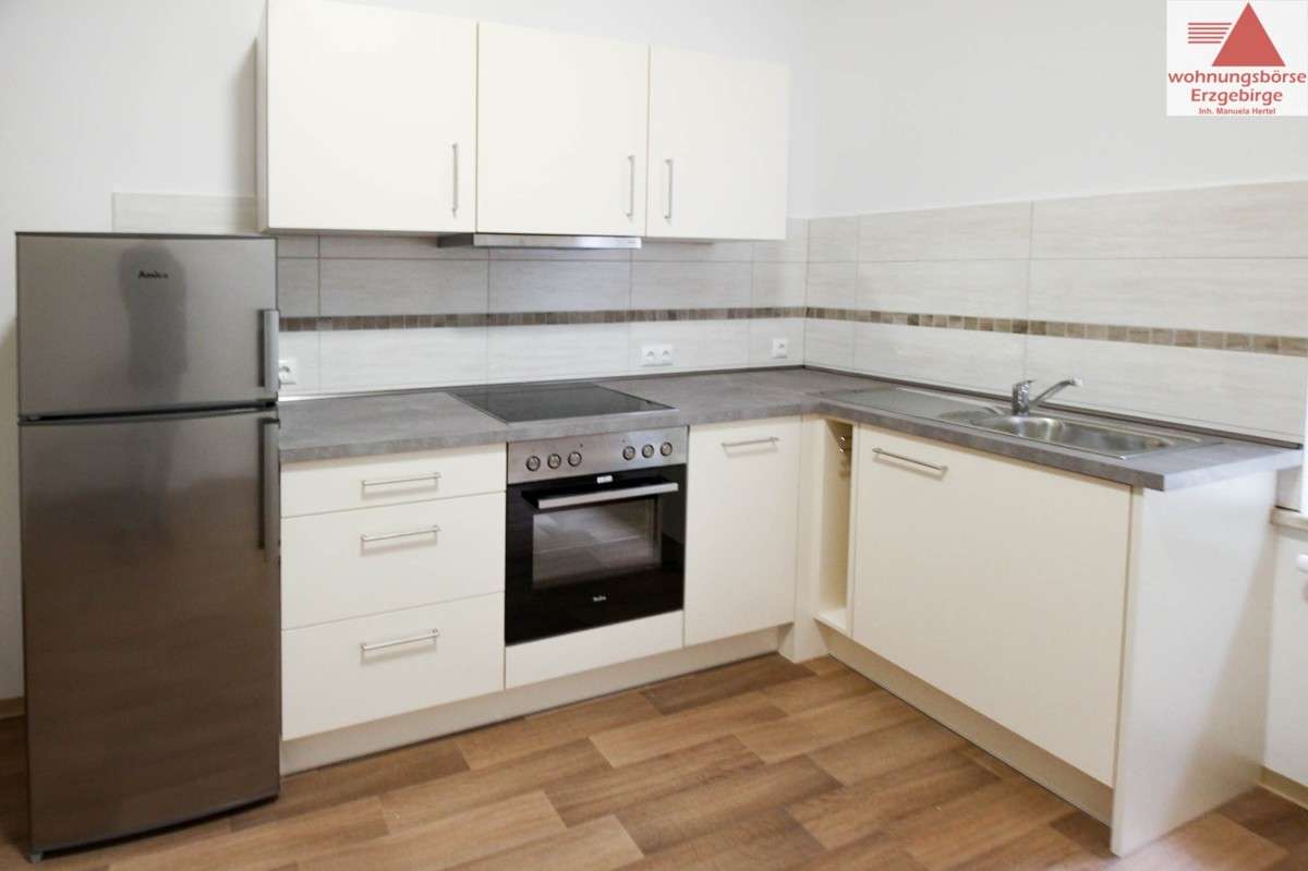 Thumbnail-Wohnung zum Mieten in Aue-Bad Schlema 330,00 € 60 m²