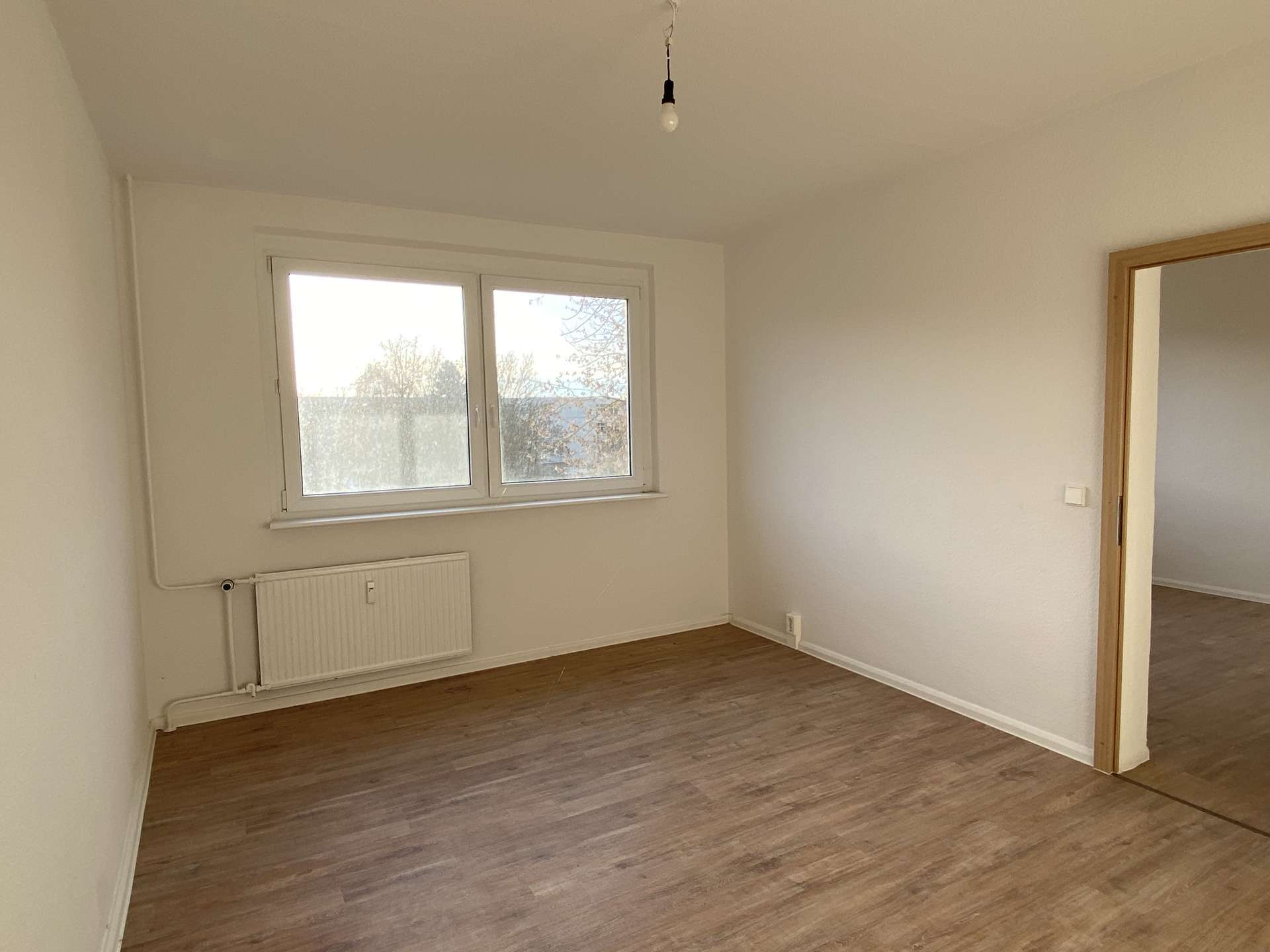 Thumbnail-Wohnung zum Mieten in Altenburg 294,90 € 58.98 m²