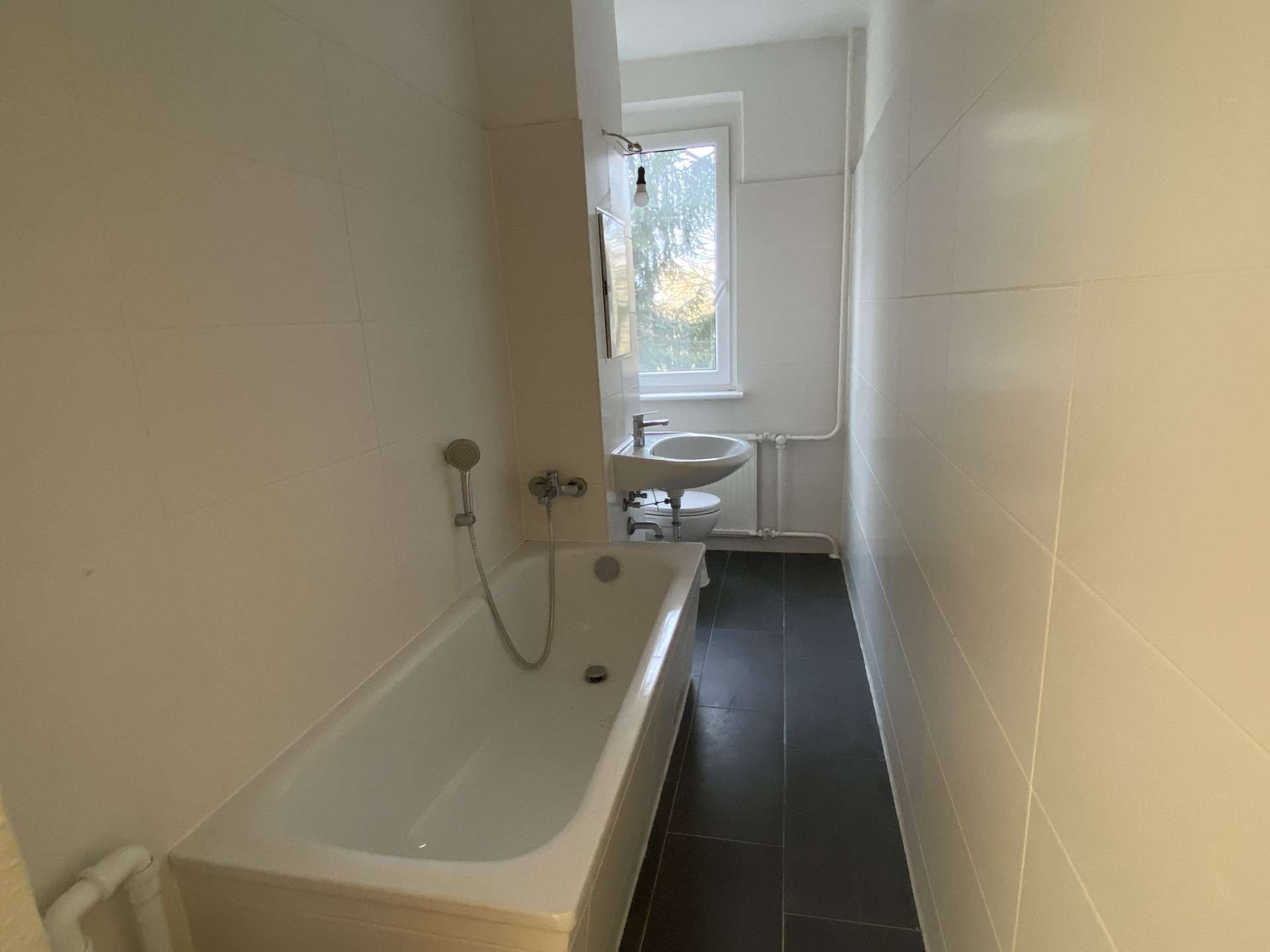 Thumbnail-Wohnung zum Mieten in Altenburg 294,90 € 58.98 m²