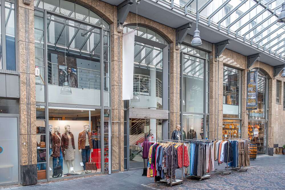 Thumbnail-Einzelhandel in Siegburg 1.700,00 € 233 m²