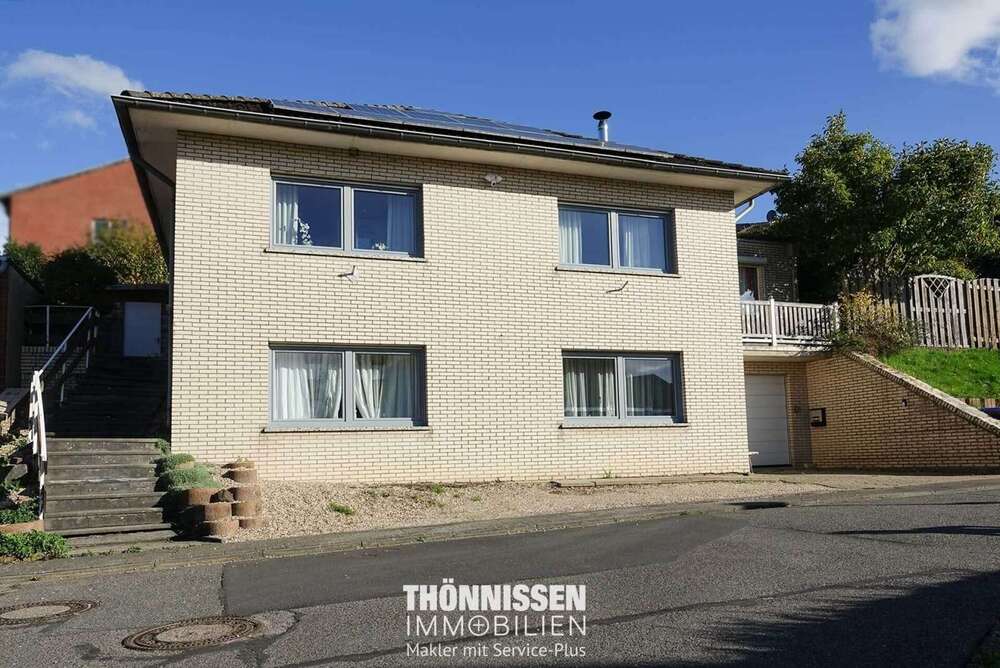 Thumbnail-Haus zum Kaufen in Heinsberg-Dremmen 398.000,00 € 190 m²