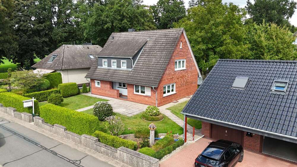 Thumbnail-Haus zum Kaufen in Rosengarten 599.000,00 € 272.22 m²