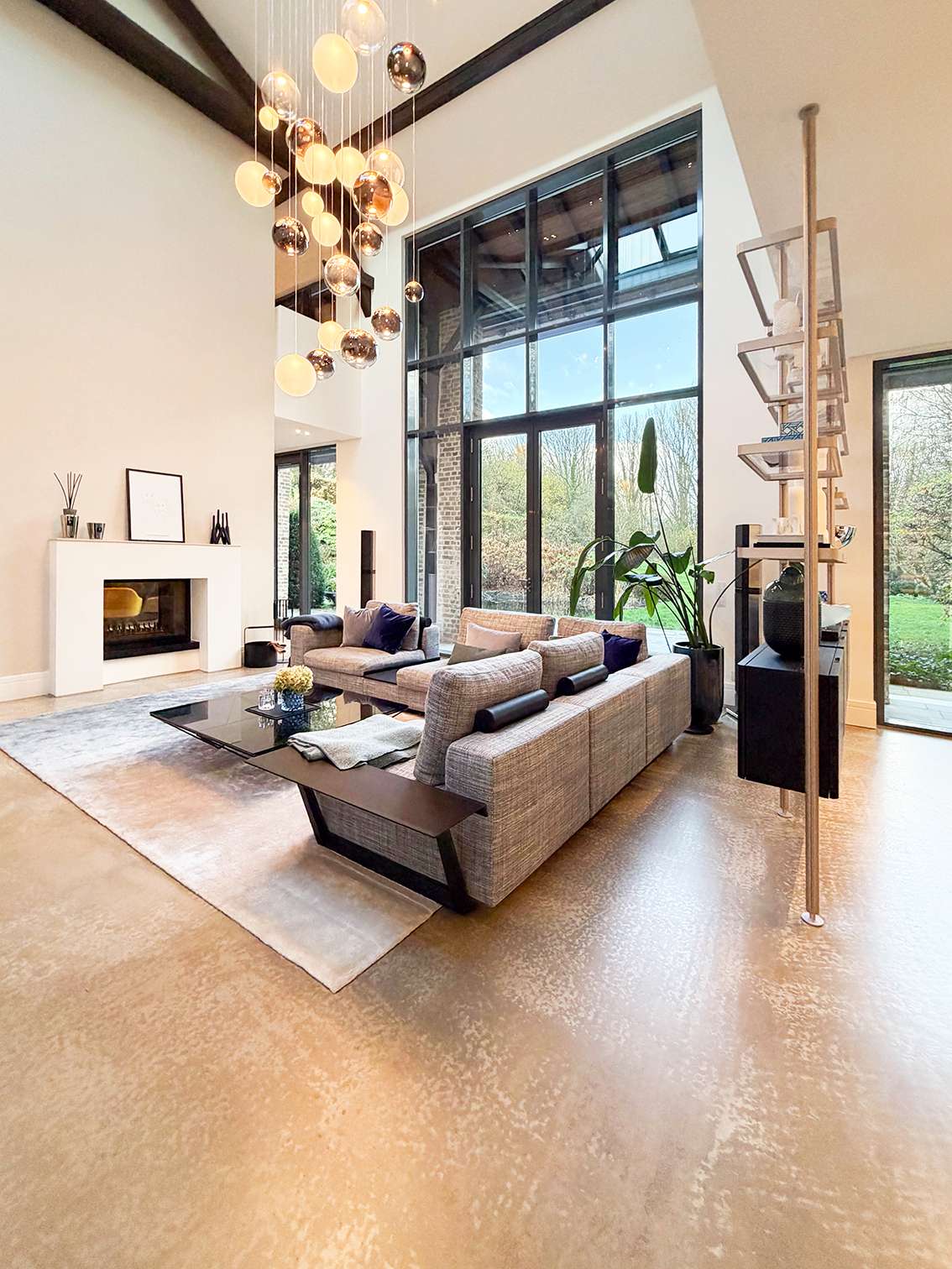 Thumbnail-Haus zum Kaufen in Düsseldorf 6.500.000,00 € 543 m²