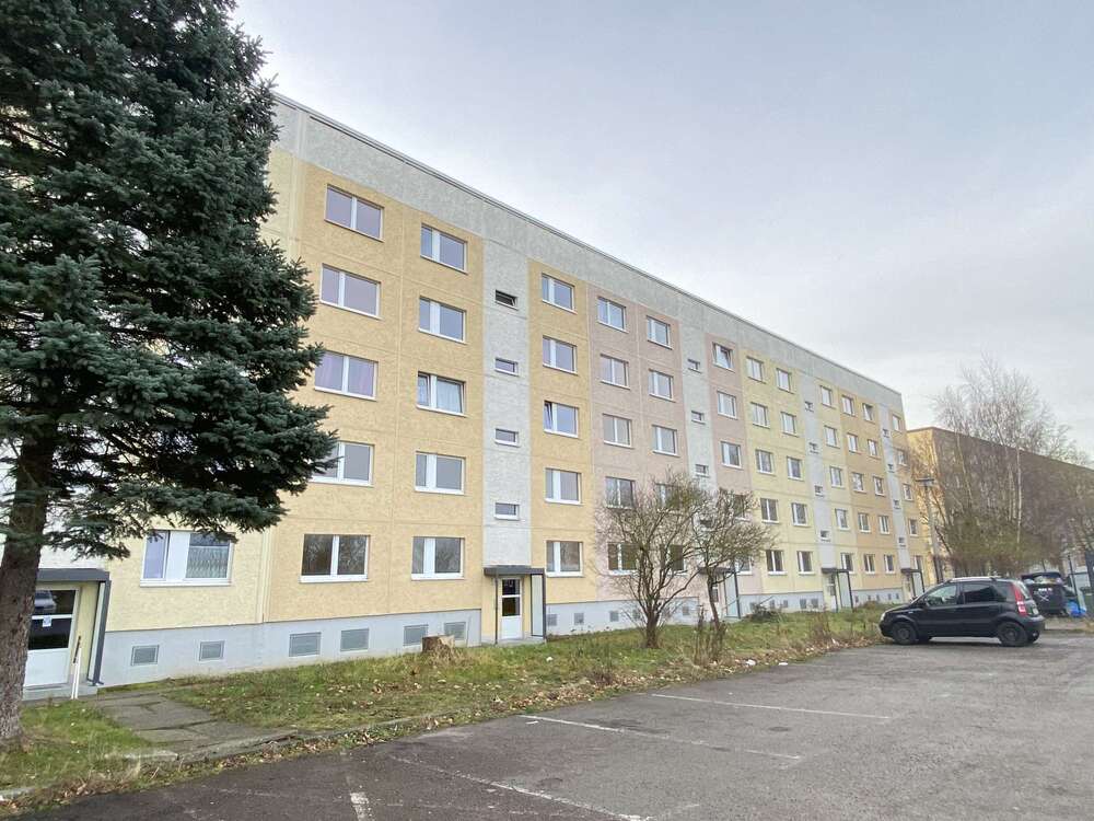 Thumbnail-Wohnung zum Mieten in Altenburg 234,15 € 46.83 m²