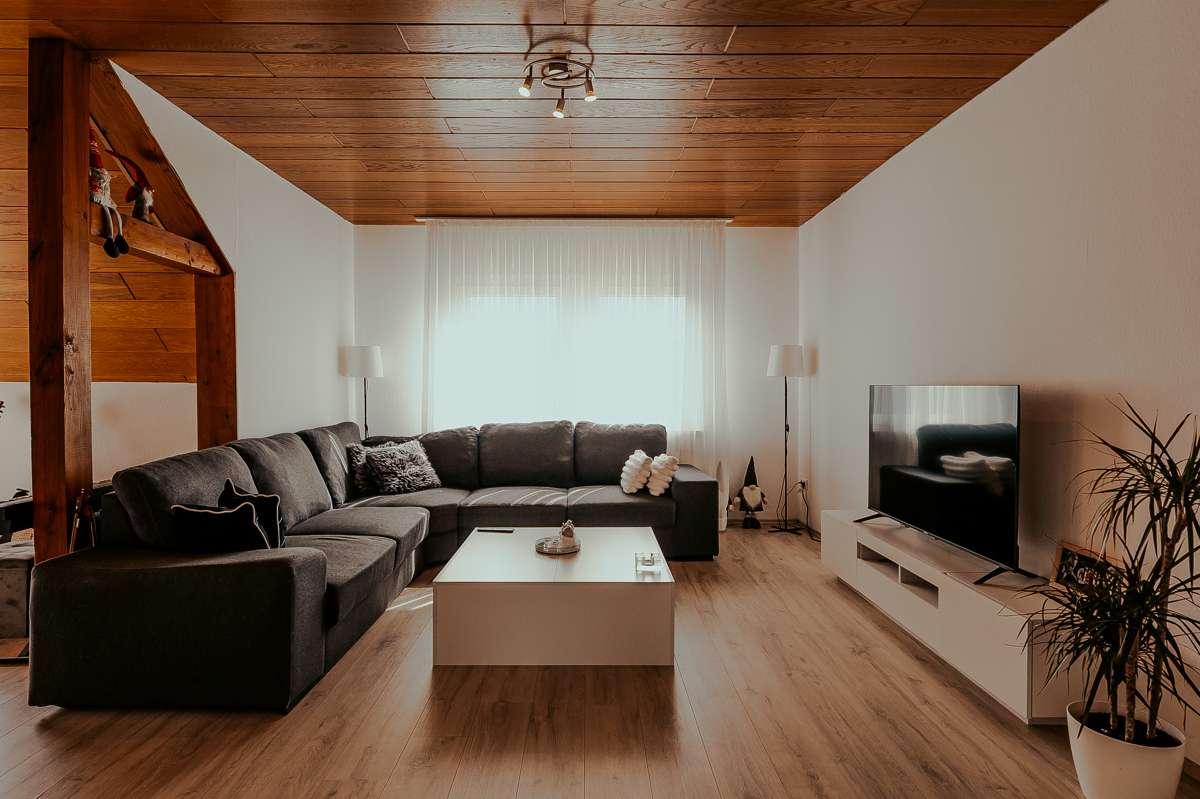 Thumbnail-Wohnung zum Kaufen in Lohfelden 189.000,00 € 115 m²