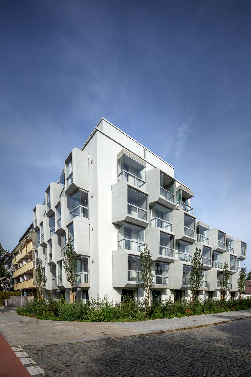 Thumbnail-Wohnung zum Kaufen in München 245.000,00 € 19.43 m²