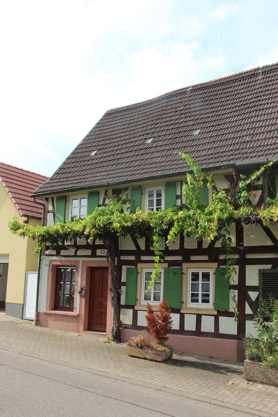 Thumbnail-Haus zum Kaufen in Winden 167.000,00 € 142 m²