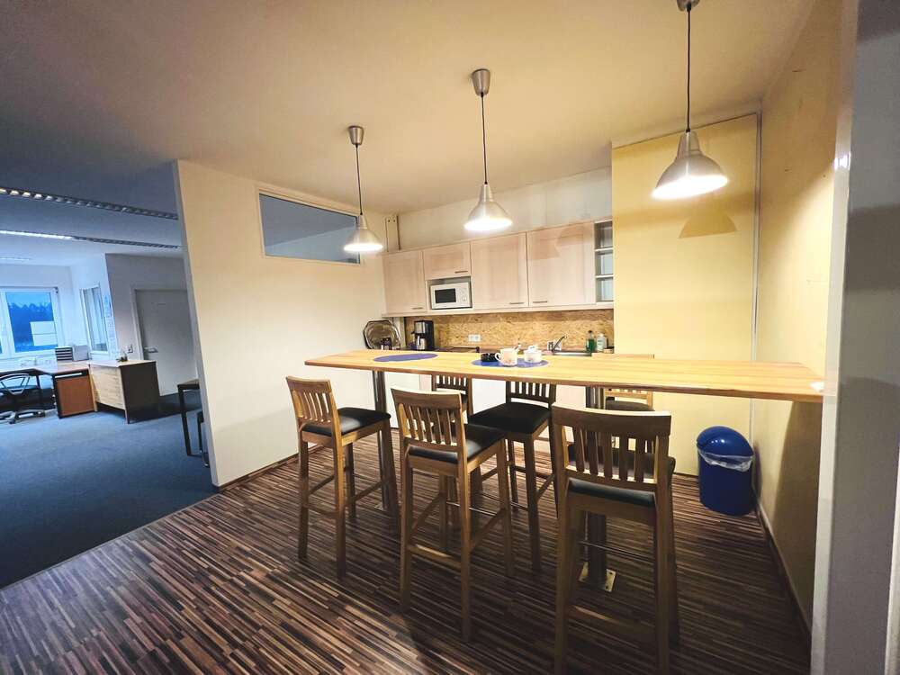 Thumbnail-Büro in Ludwigsfelde 1.690,00 € 188 m²