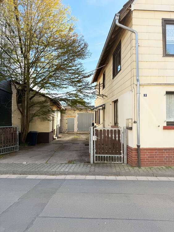 Thumbnail-Haus zum Kaufen in Hammersbach 209.900,00 € 158 m²