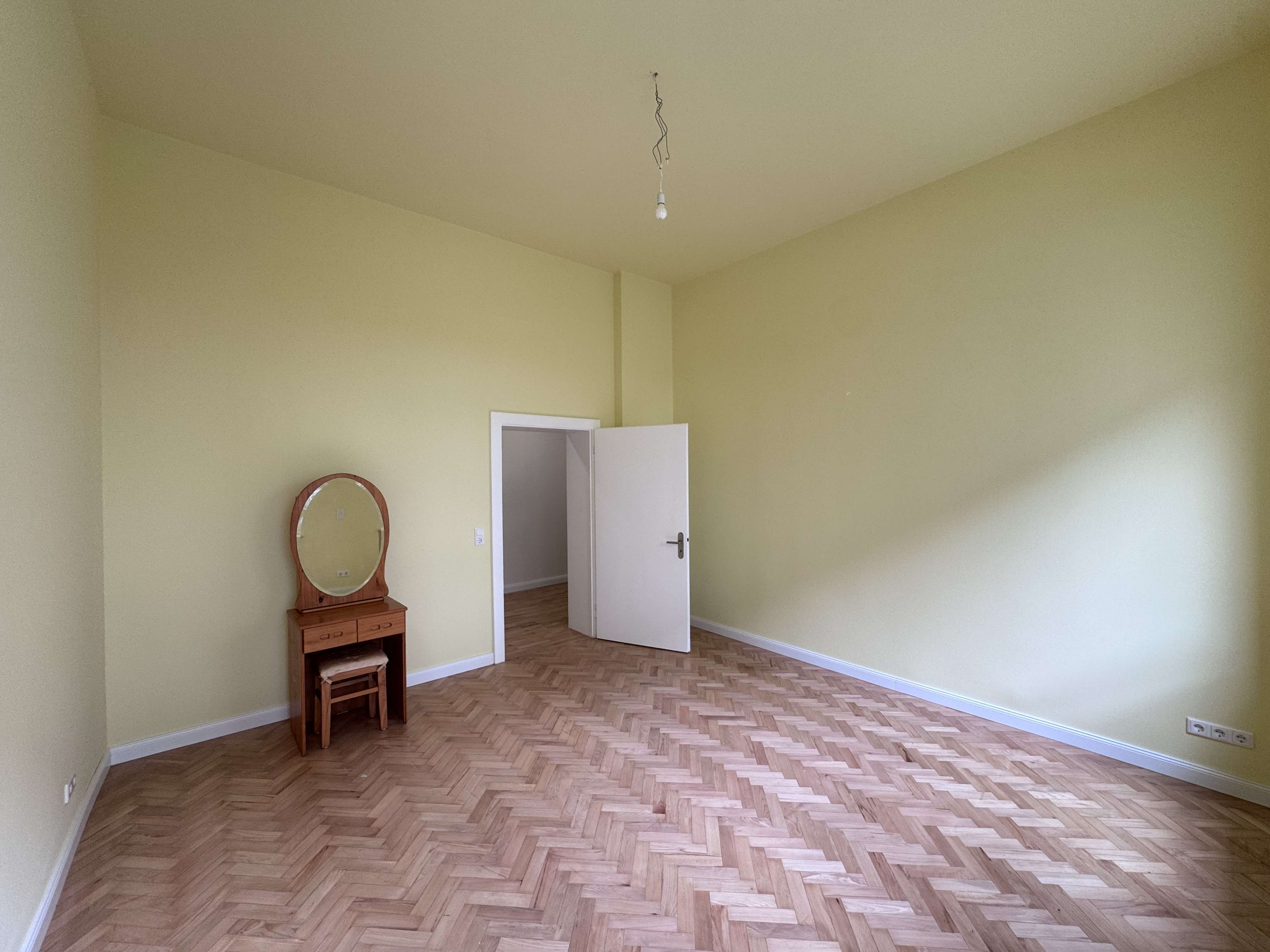 Thumbnail-Wohnung zum Mieten in Hannover 1.200,00 € 97.6 m²