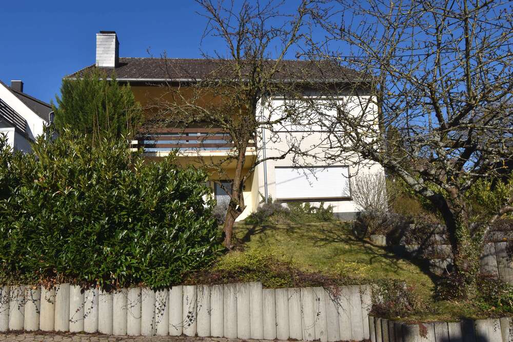 Thumbnail-Haus zum Kaufen in Neuwied 395.000,00 € 184 m²