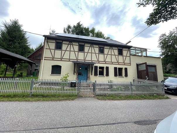 Thumbnail-Haus zum Kaufen in Claußnitz 335.000,00 € 190 m²