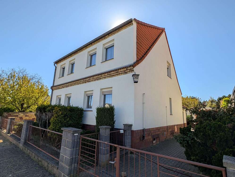 Thumbnail-Haus zum Kaufen in Lutherstadt Wittenberg 197.000,00 € 114.28 m²
