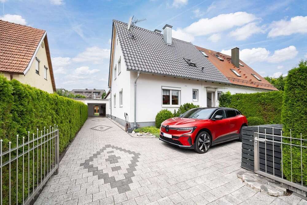 Thumbnail-Haus zum Kaufen in Neufahrn bei Freising 839.000,00 € 143.5 m²