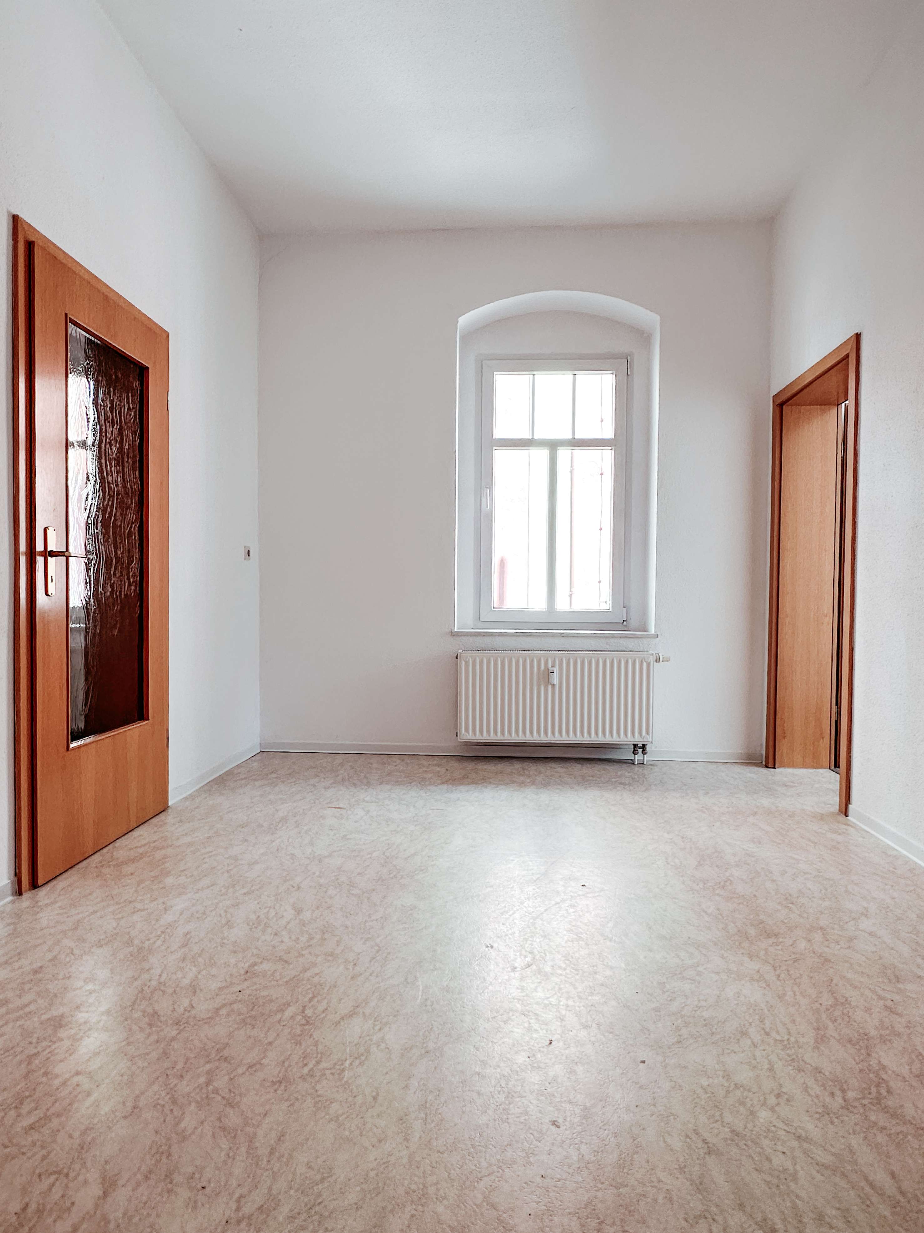 Thumbnail-Wohnung zum Mieten in Burkhardtsdorf 245,00 € 45 m²