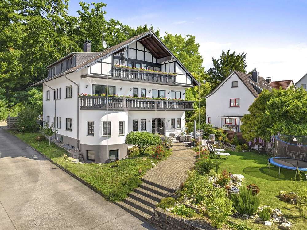 Thumbnail-Haus zum Kaufen in Leichlingen (Rheinland) 1.695.000,00 € 636 m²