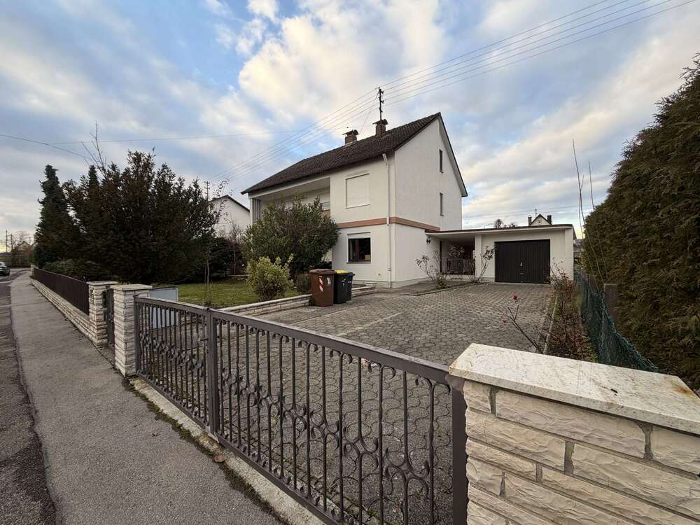 Thumbnail-Wohnung zum Kaufen in Langweid am Lech 905.000,00 € 157 m²