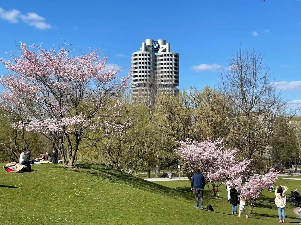 Thumbnail-Haus zum Kaufen in München 6.990.000,00 € 910 m²