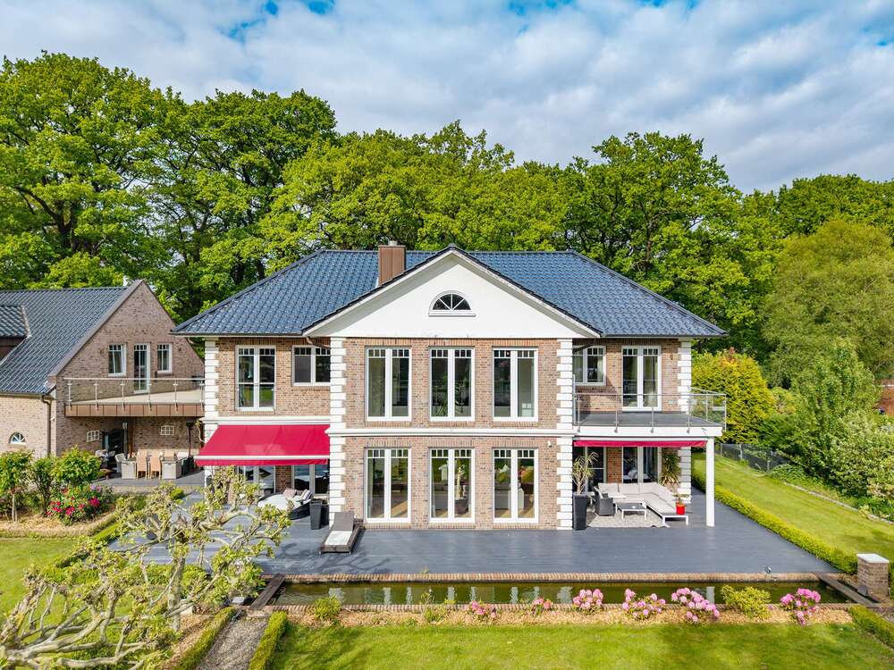 Thumbnail-Haus zum Kaufen in Apensen 2.750.000,00 € 490 m²