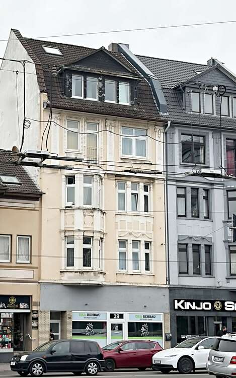 Thumbnail-Wohnung zum Kaufen in Solingen 209.000,00 € 115 m²