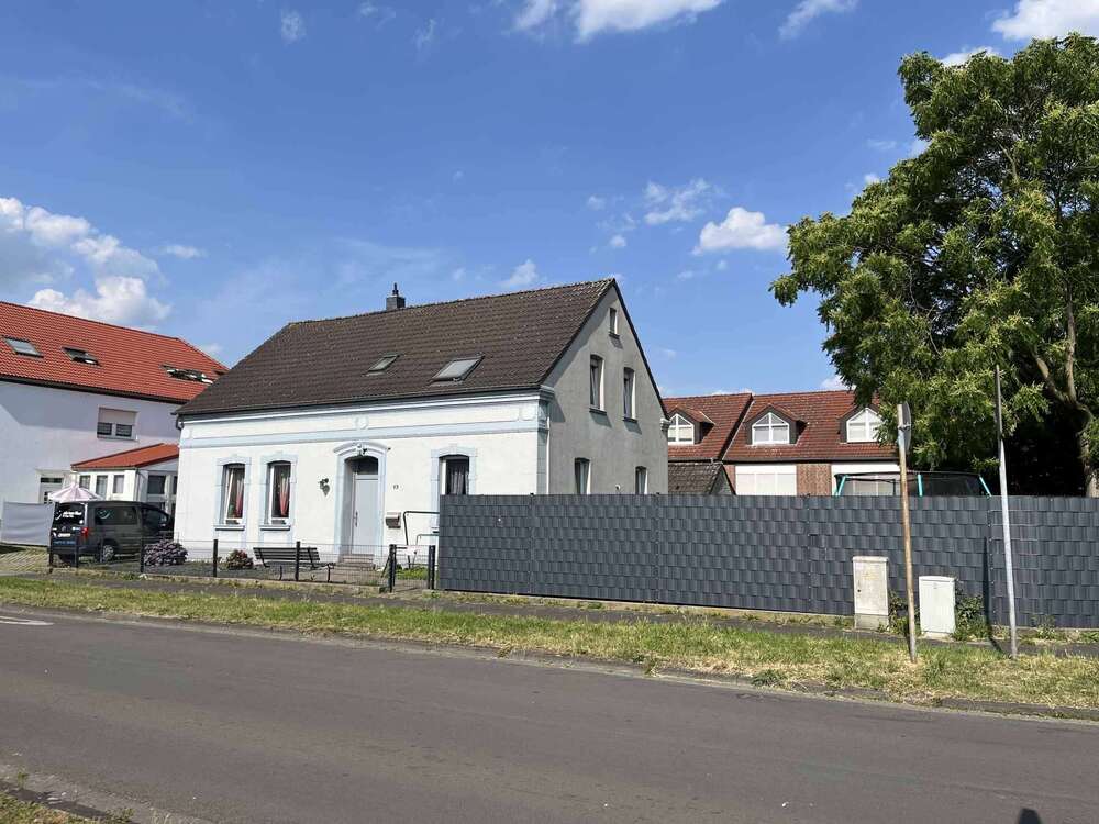 Thumbnail-Haus zum Kaufen in Moers 369.000,00 € 150 m²