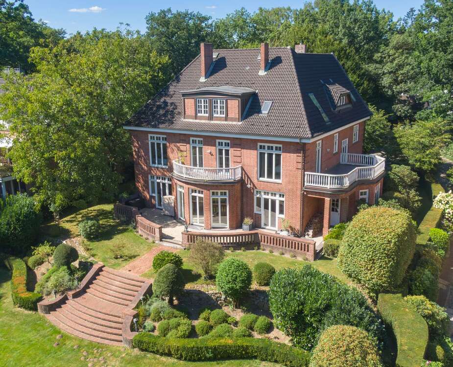 Thumbnail-Haus zum Kaufen in Hamburg Poppenbüttel 2.950.000,00 € 490 m²