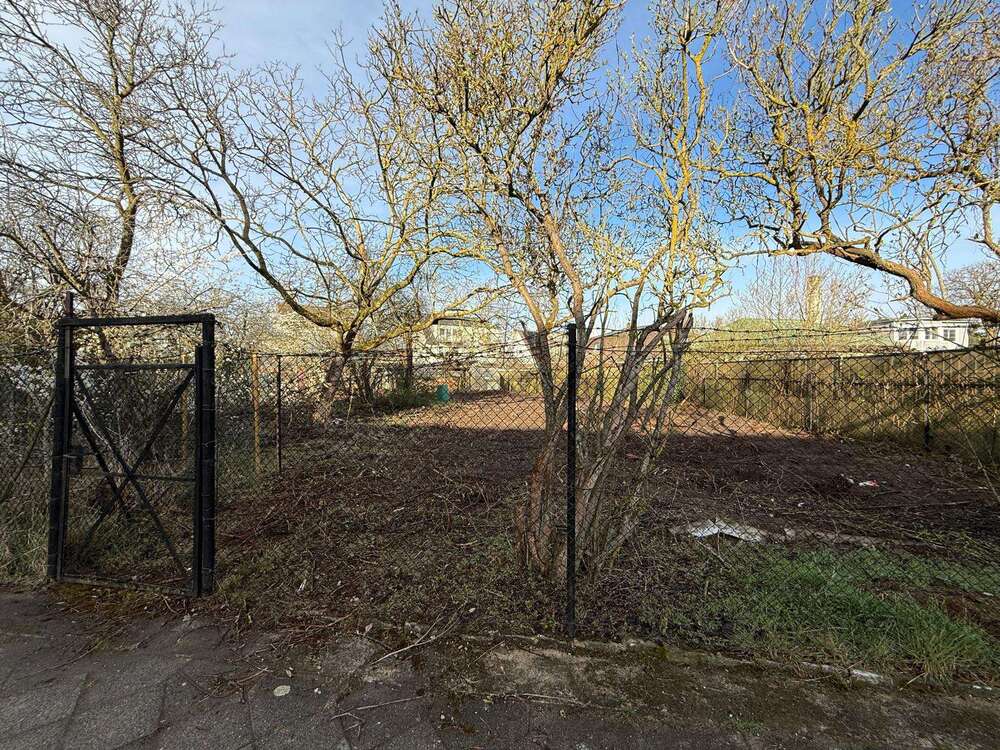 Thumbnail-Grundstück zu verkaufen in Falkensee 315.000,00 € 869 m²