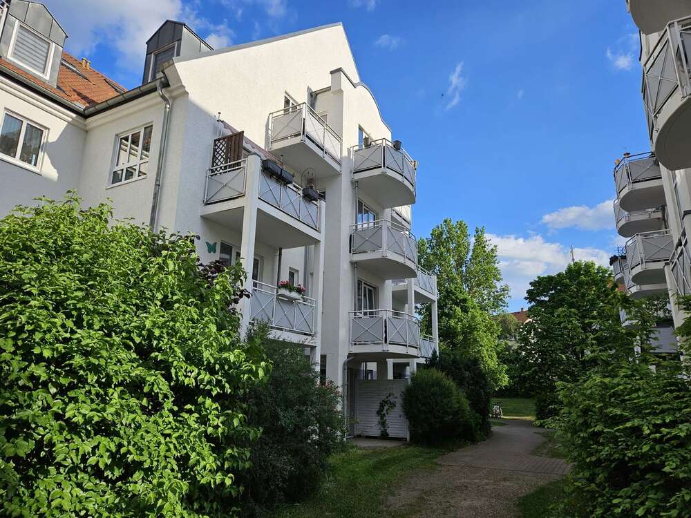 Thumbnail-Wohnung zum Kaufen in Leipzig 135.000,00 € 66.06 m²
