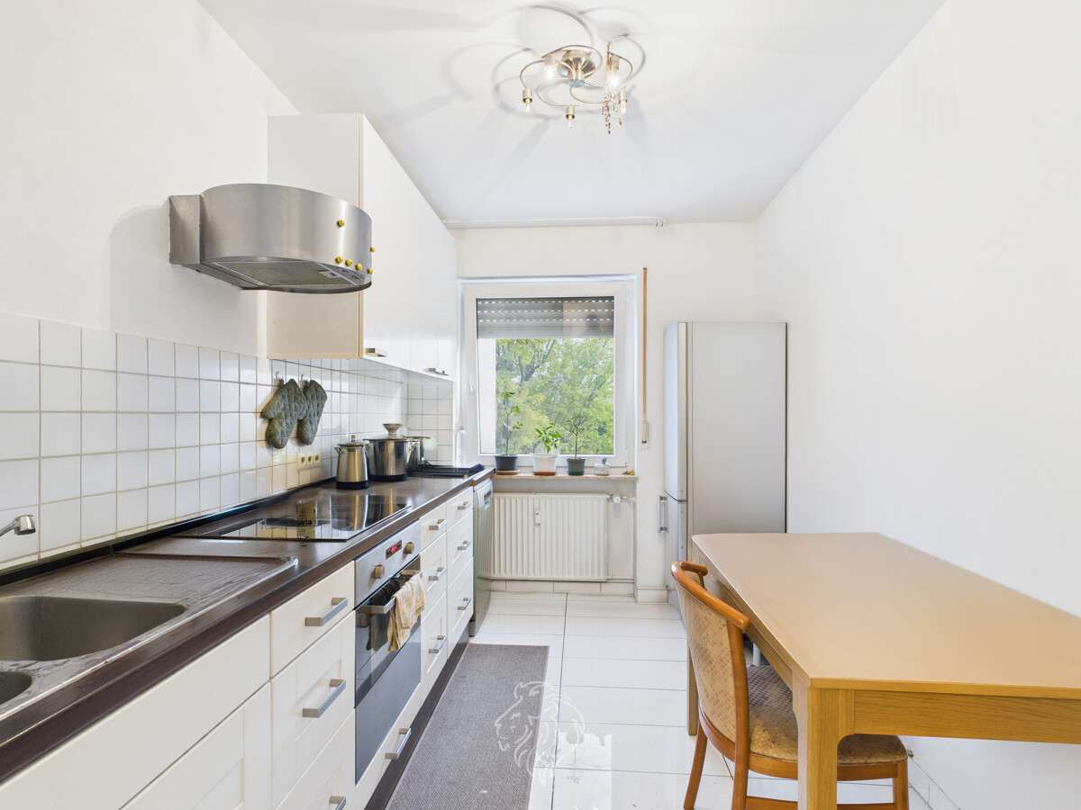 Thumbnail-Wohnung zum Kaufen in Würzburg 237.000,00 € 82.89 m²