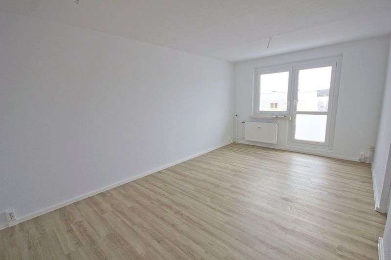 Thumbnail-Wohnung zum Mieten in Halle (Saale) 344,00 € 68.63 m²