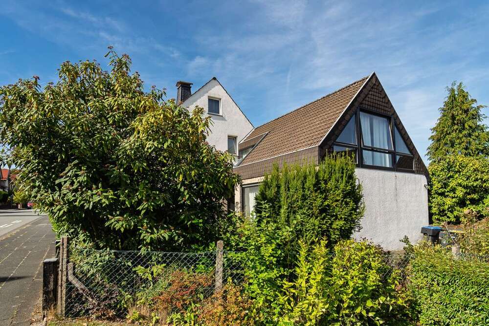 Thumbnail-Haus zum Kaufen in Oerlinghausen 329.000,00 € 179 m²