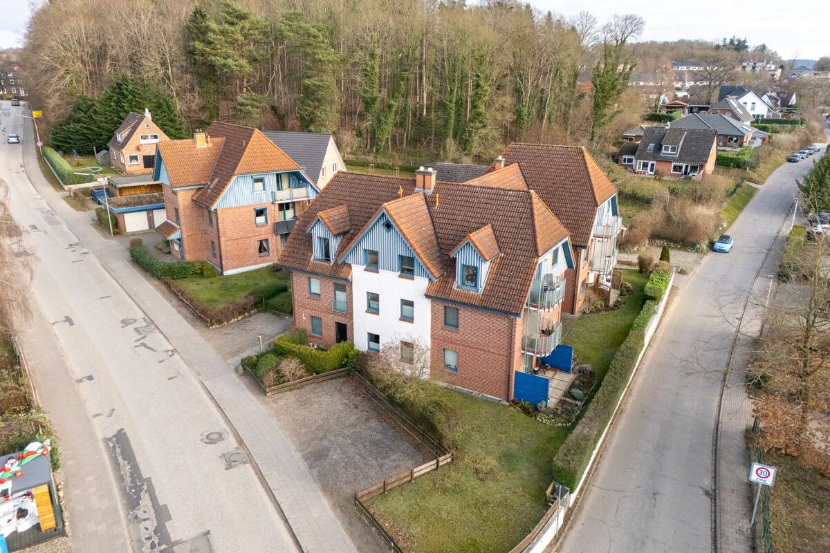 Thumbnail-Wohnung zum Kaufen in Bad Malente 119.000,00 € 50 m²