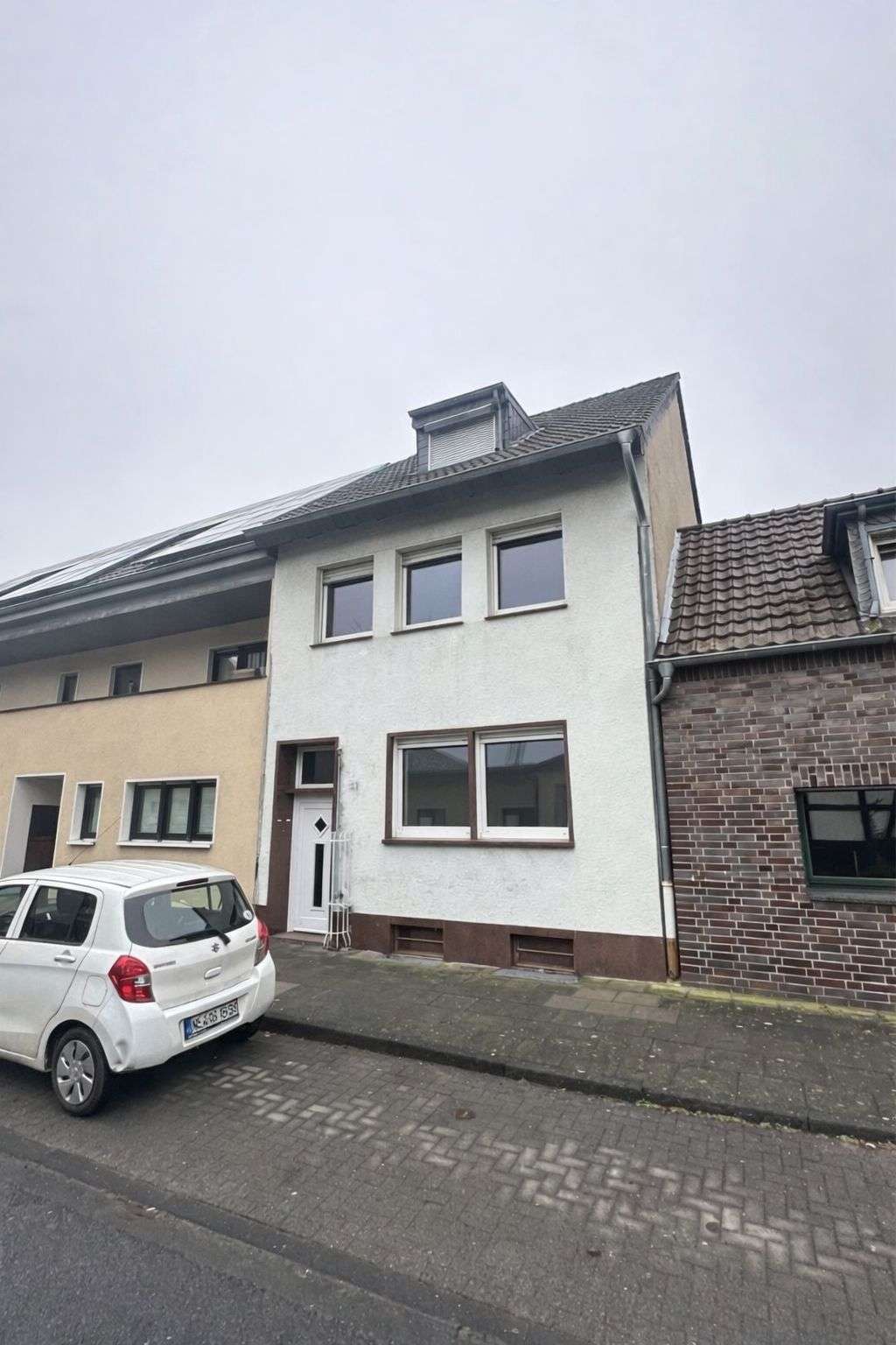 Thumbnail-Haus zum Kaufen in Köln 310.000,00 € 132 m²