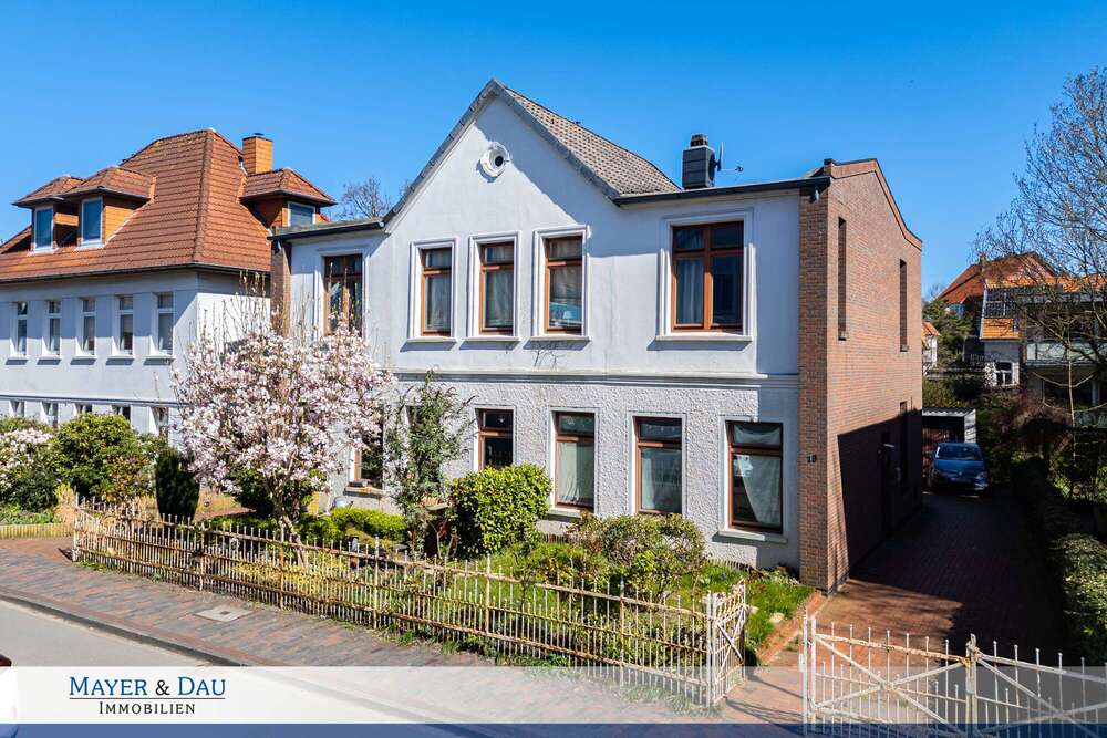 Thumbnail-Haus zum Kaufen in Oldenburg 677.000,00 € 290 m²