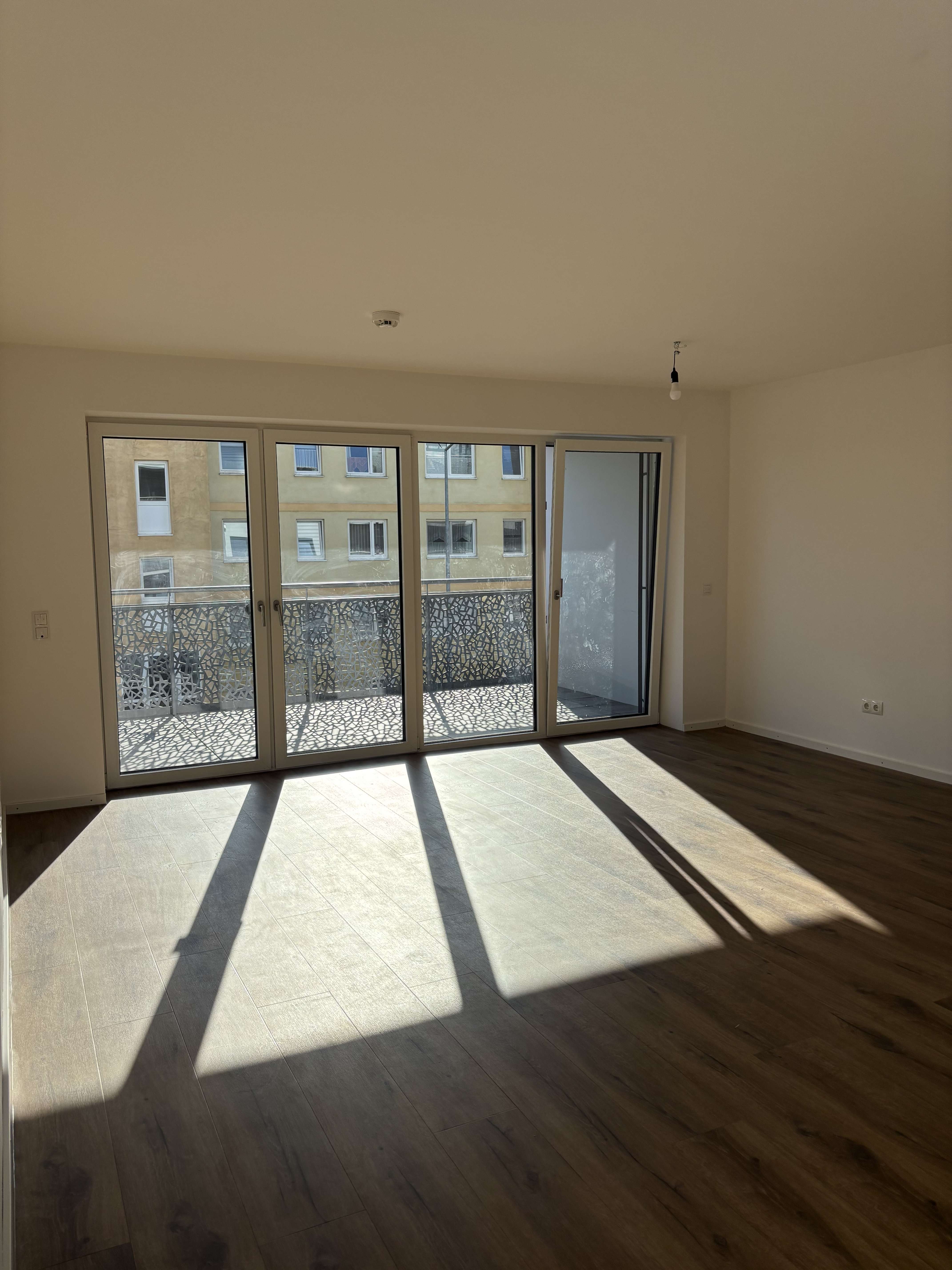 Thumbnail-Wohnung zum Mieten in Freising 1.464,93 € 86.58 m²