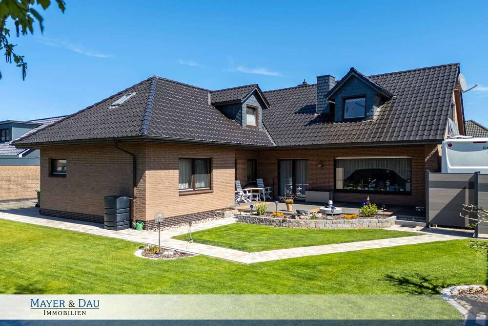Thumbnail-Haus zum Kaufen in Oldenburg 550.000,00 € 208.52 m²