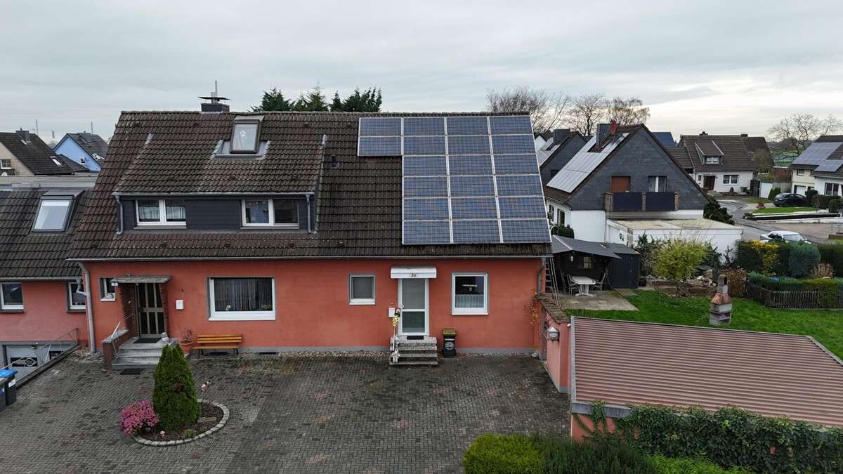 Thumbnail-Haus zum Kaufen in Duisburg 570.000,00 € 230 m²