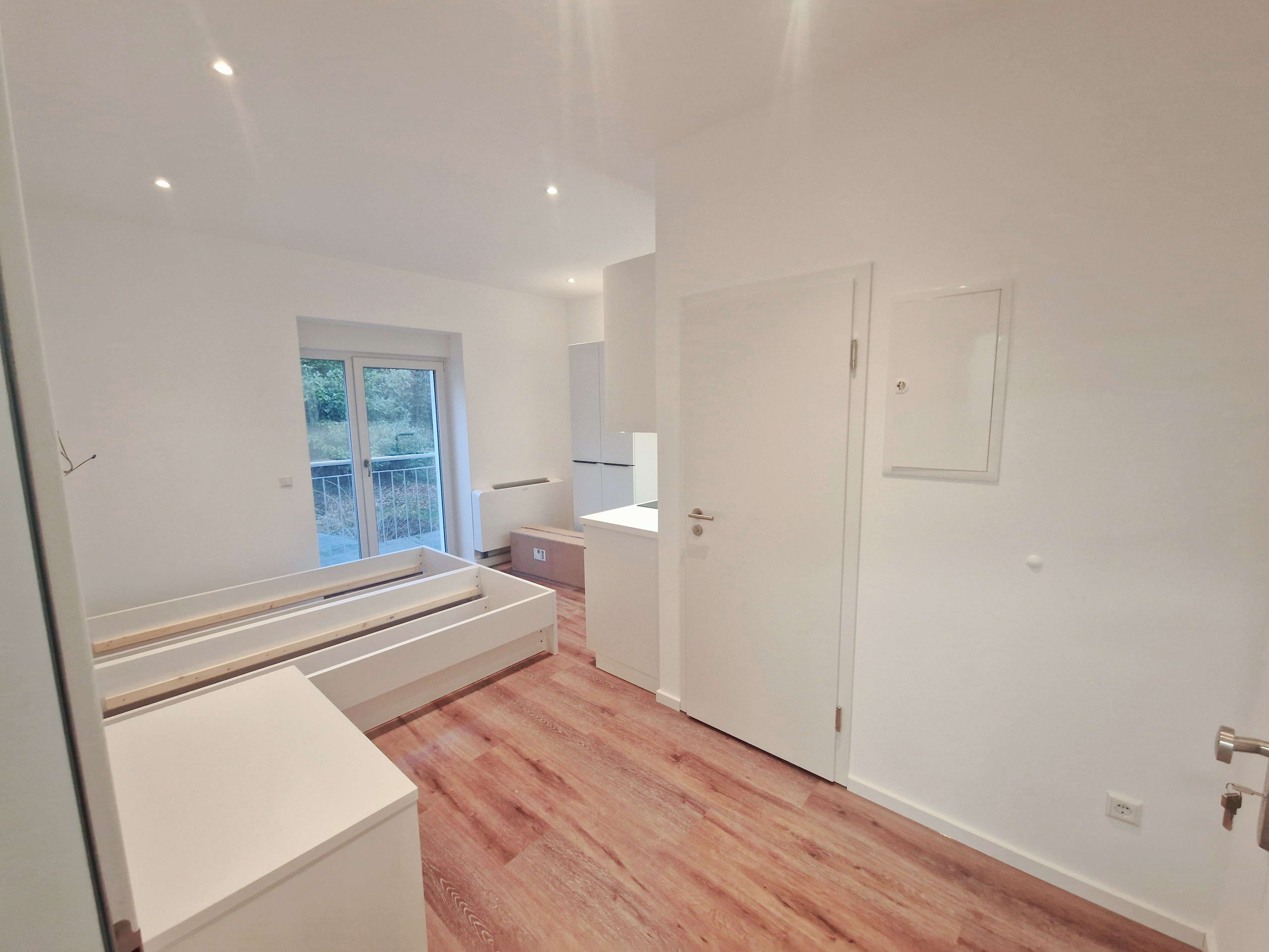 Thumbnail-Wohnung zum Mieten in Niefern- Öschelbronn 499,00 € 16 m²