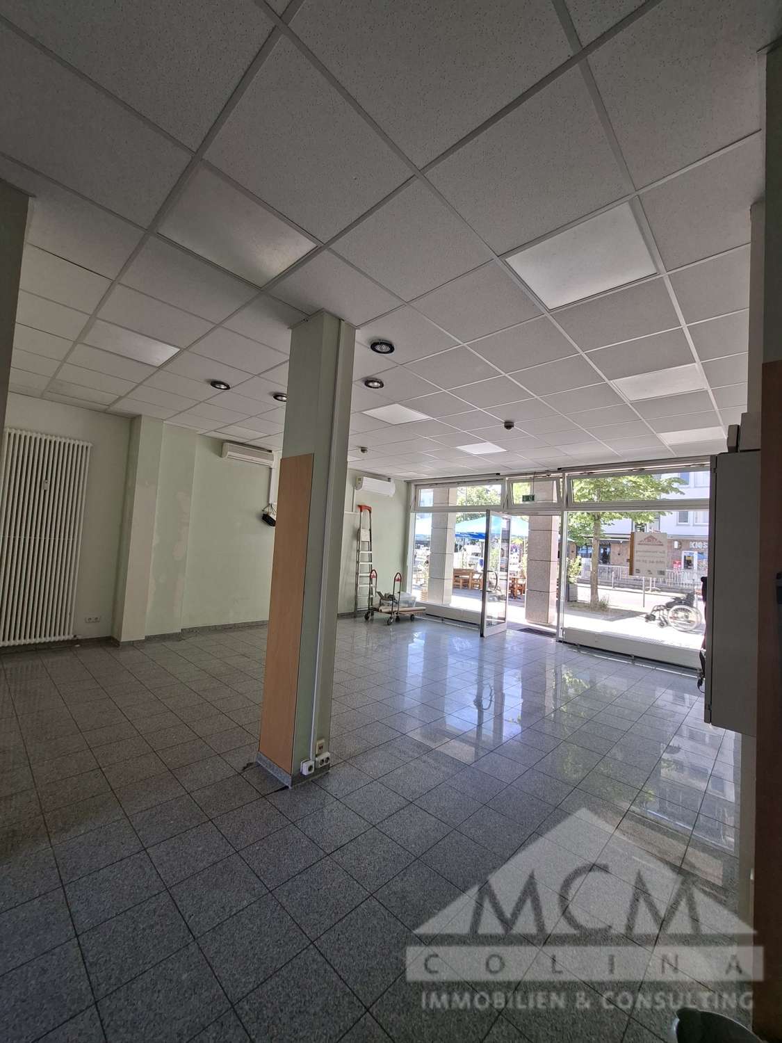 Thumbnail-Einzelhandel in Frankfurt am Main 2.800,00 € 89.16 m²