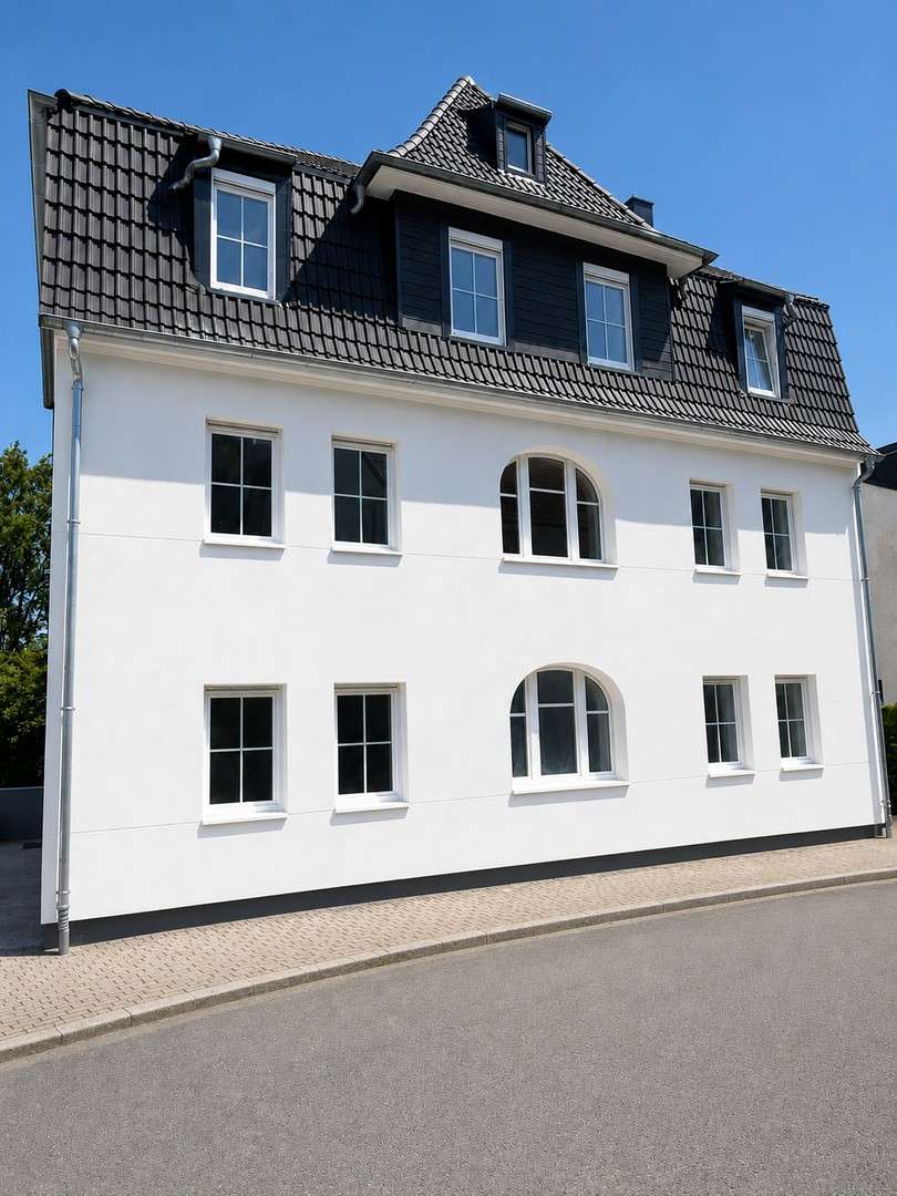 Thumbnail-Haus zum Kaufen in Schalksmühle 739.000,00 € 315 m²