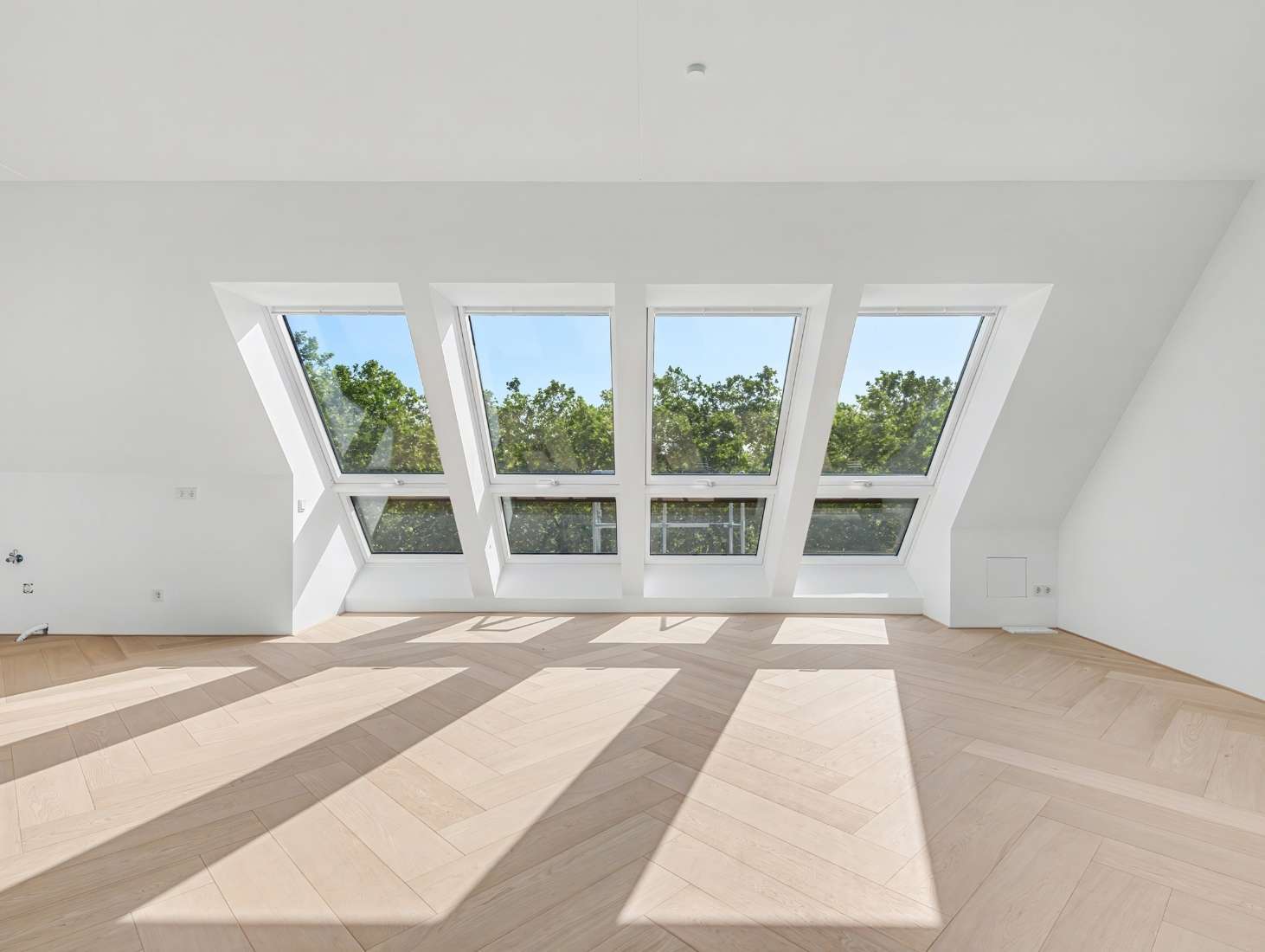 Thumbnail-Wohnung zum Kaufen in Düsseldorf 1.985.000,00 € 219 m²