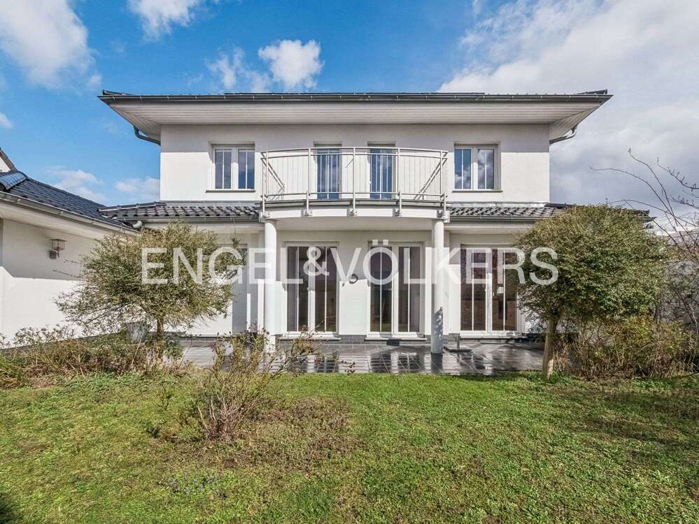 Thumbnail-Haus zum Kaufen in Berlin-Kladow 949.000,00 € 195 m²