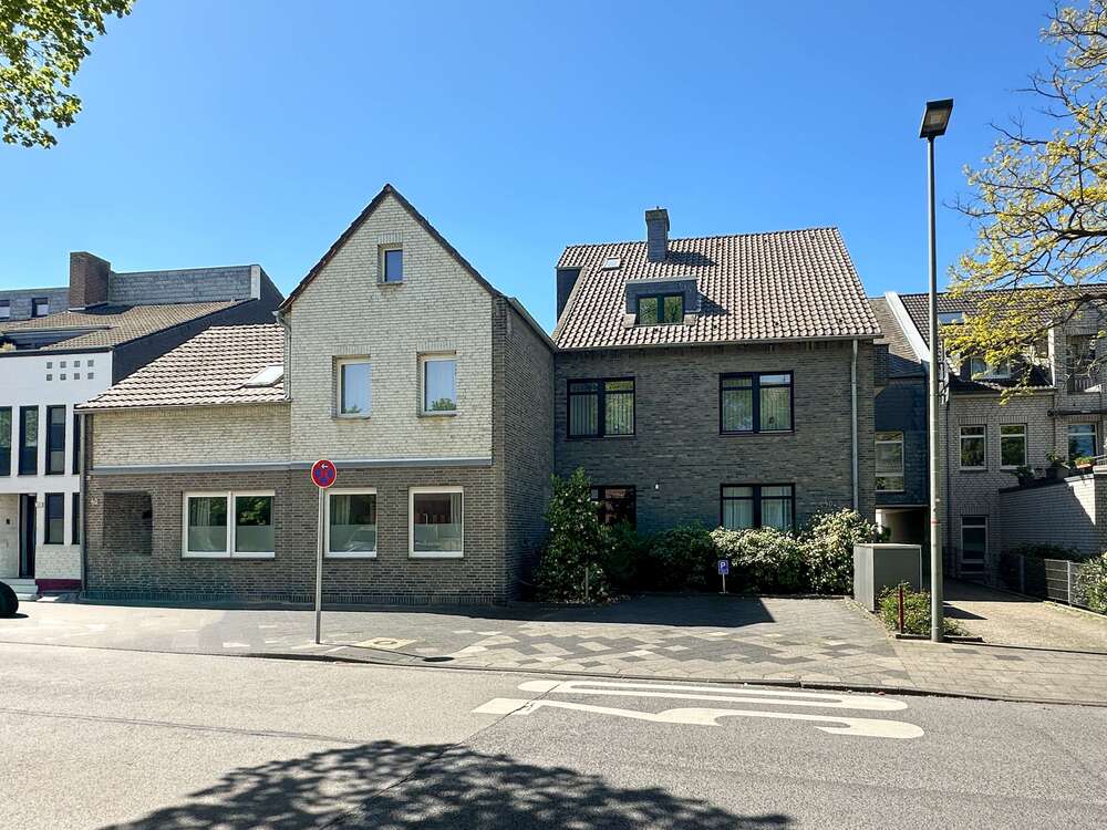 Thumbnail-Haus zum Kaufen in Meerbusch 1.550.000,00 € 514.7 m²